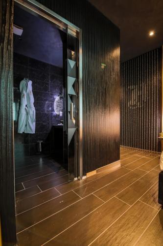 H Hotel - Adults Only