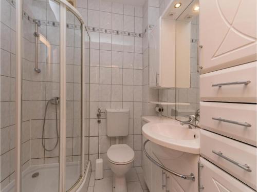 Two-bedroom Apartment In Biograd Na Moru