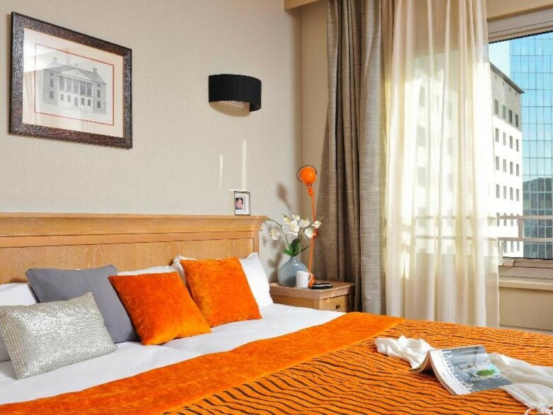 Hotel Adagio La Defense Esplanade