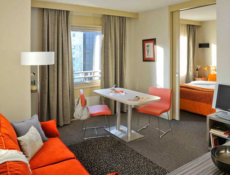 Hotel Adagio La Defense Esplanade