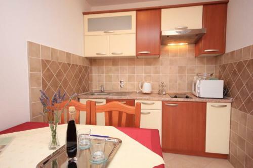 Apartment Cres 7985c