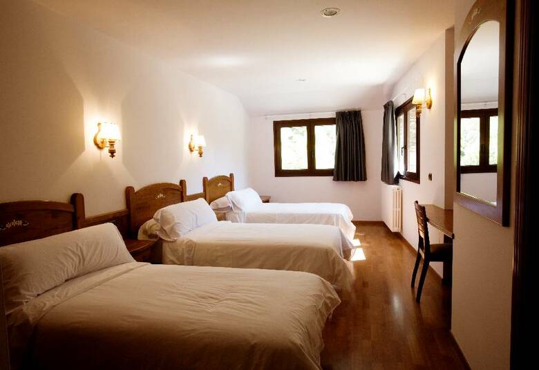 Hotel Aj Niunit