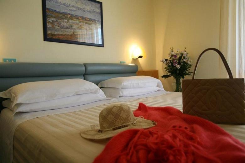Hotel Excelsior