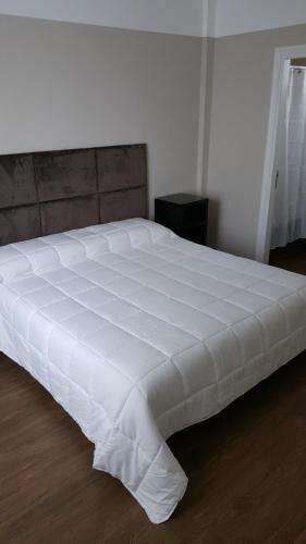 Apartamento Departamento De 4 Ambientes En Pleno Centro