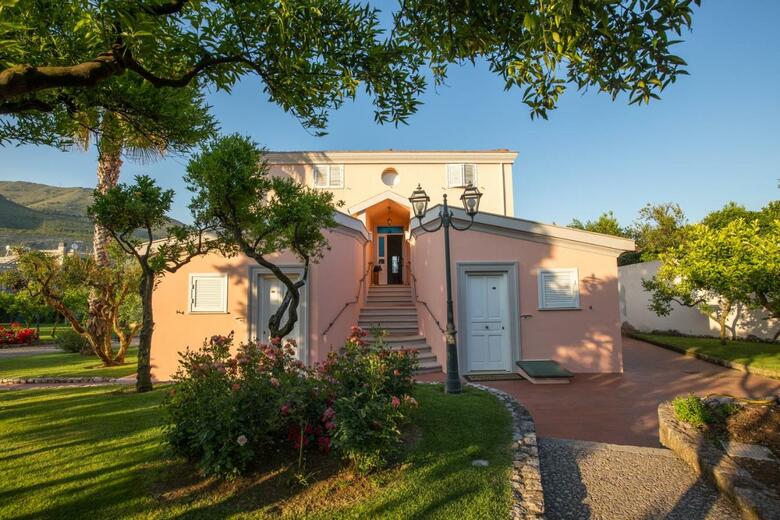 Hotel Villa Irlanda