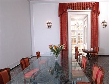 Hotel Le Stanze Del Vicere Boutique