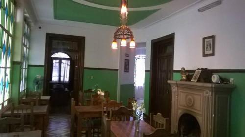 Bed & Breakfast Posada Chalet De Bassi