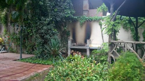 Bed & Breakfast Posada Chalet De Bassi