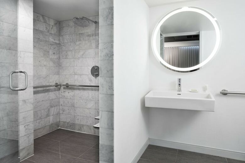 Hotel Le M�ridien Chicago - Oakbrook Center