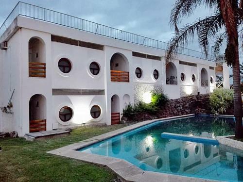 Hostal Del Lago Hotel