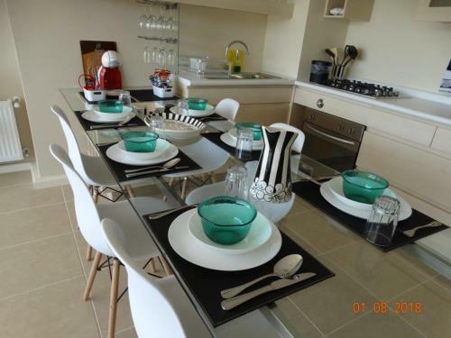 Apartamento Laguna Bah�a - Lagoamar, Algarrobo