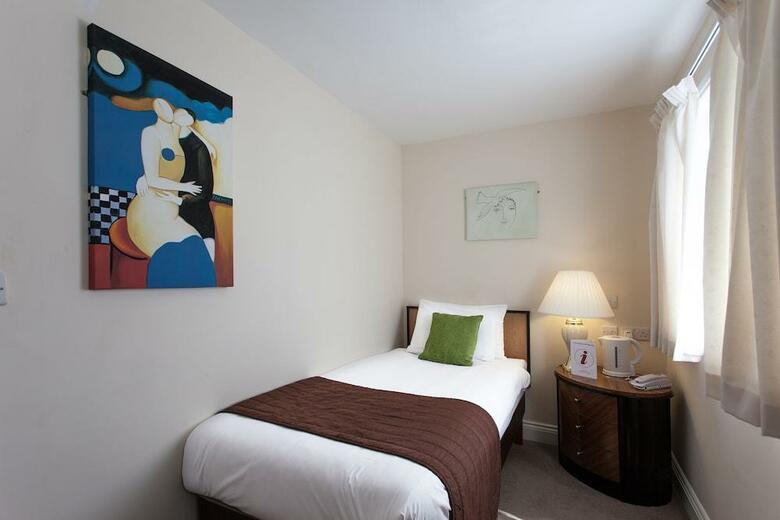 Hotel Russ Hill