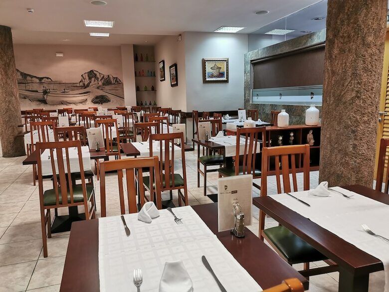 Hotel Petit Palau S�lo Adultos