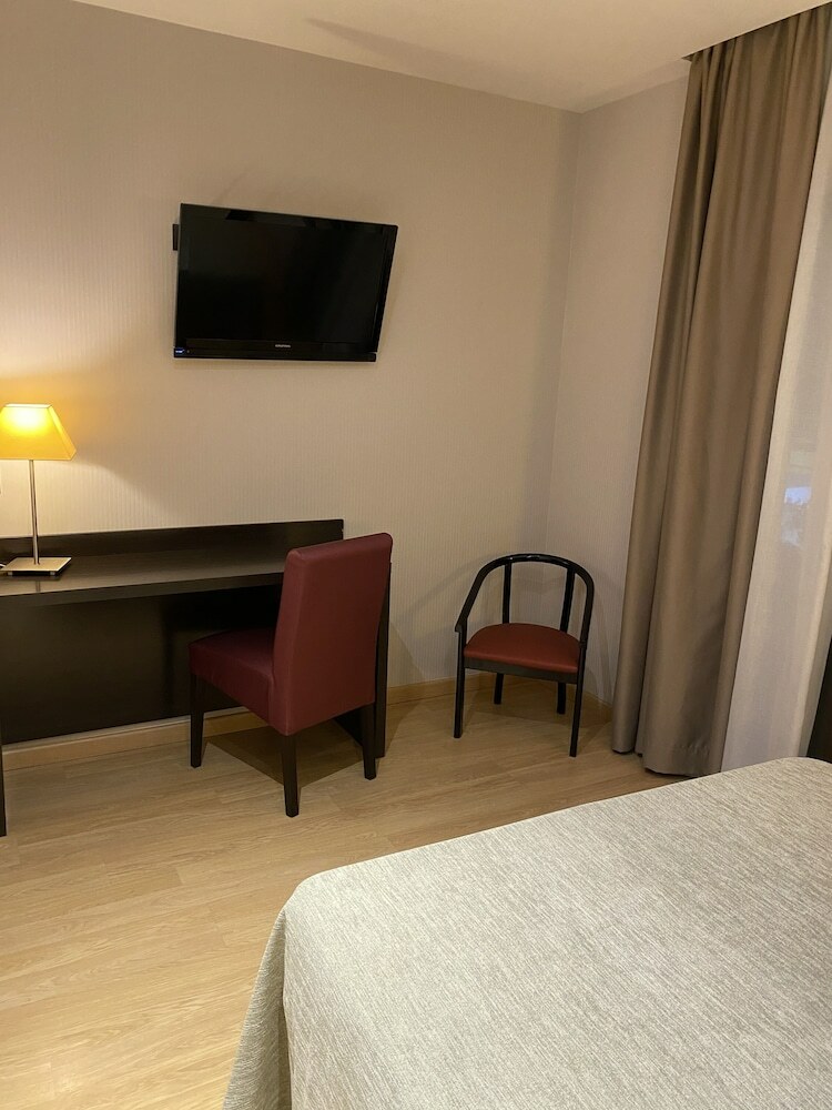 Hotel Petit Palau S�lo Adultos