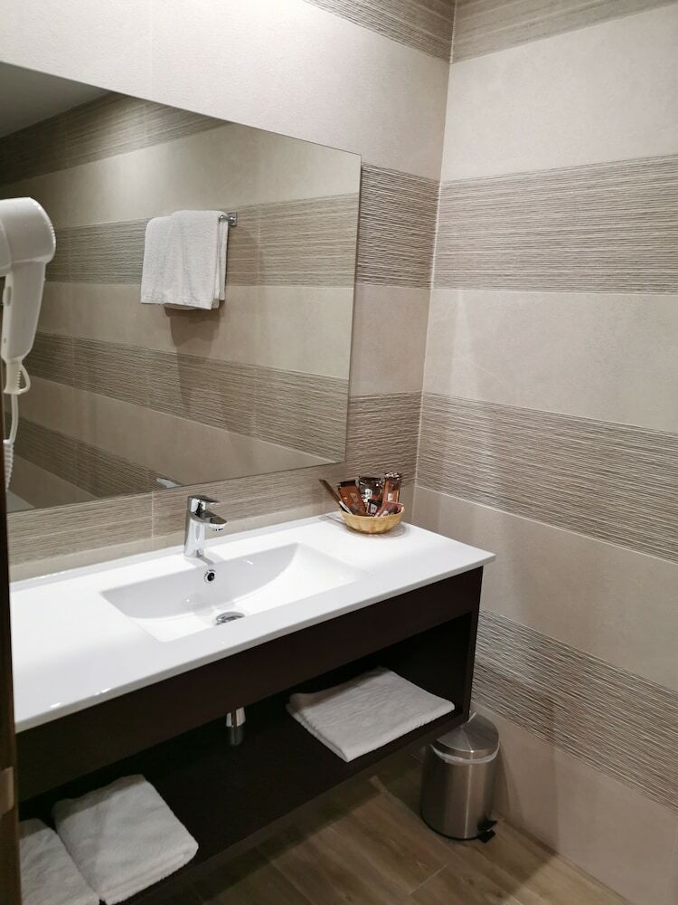Hotel Petit Palau S�lo Adultos