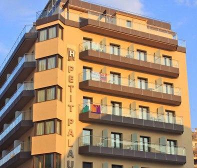 Hotel Petit Palau S�lo Adultos