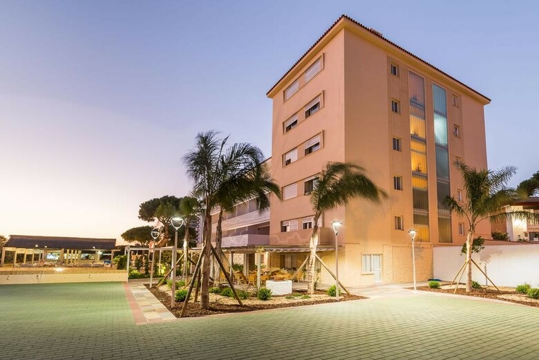 Hotel Pato Rojo