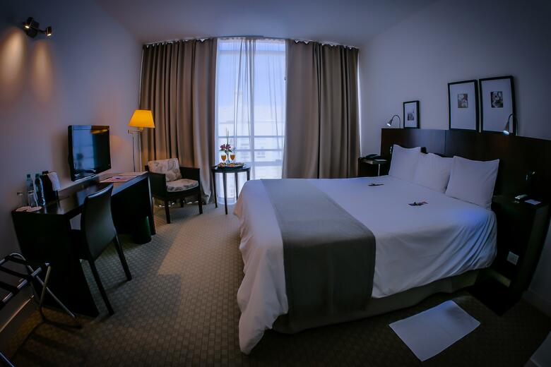 Elegance Hotel