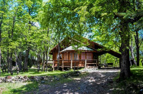 Albergue Hostal Y Caba�as Los �irres