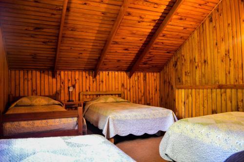 Albergue Hostal Y Caba�as Los �irres