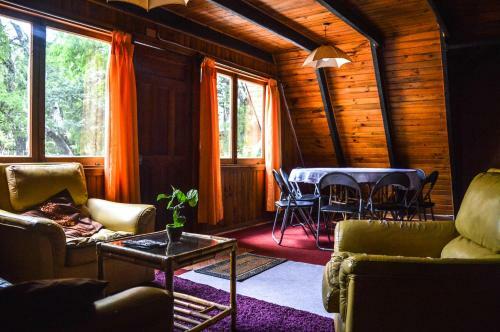 Albergue Hostal Y Caba�as Los �irres