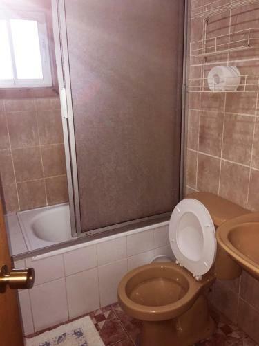 Albergue Hostal Y Caba�as Los �irres
