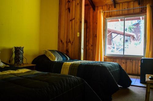 Albergue Hostal Y Caba�as Los �irres