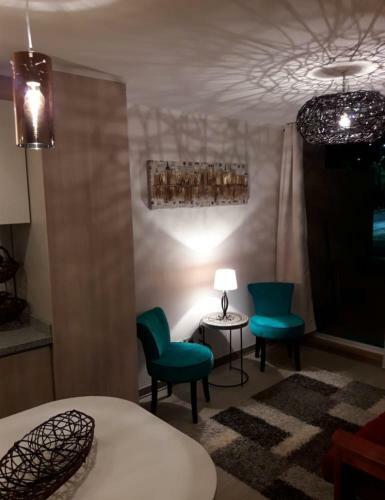 Apartamento Condominio Alta Vista Puc�n, Excelente