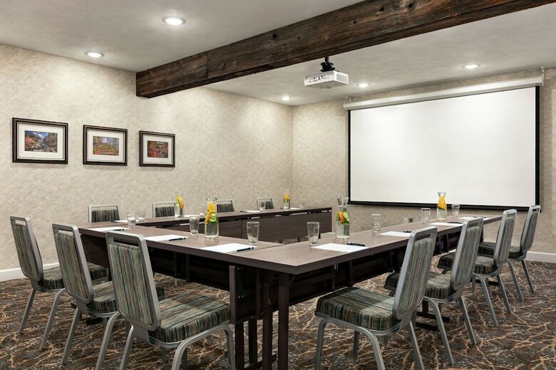 Hotel Homewood Suites Syracuseliverp