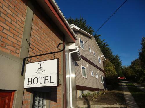Hotel Estaci�n N�utica Estrecho De Magallanes
