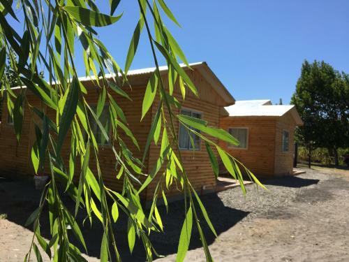 Caba�as A Cuadras Laguna Quill�n