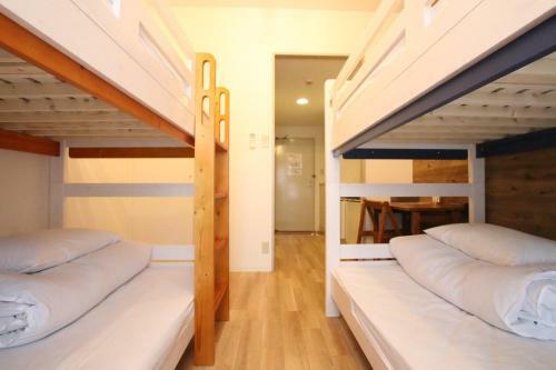 Hostal 365base Outdoor Hostel