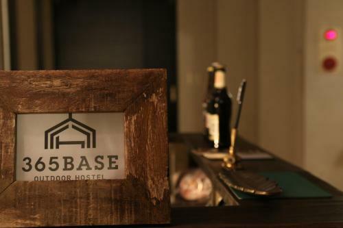 Hostal 365base Outdoor Hostel