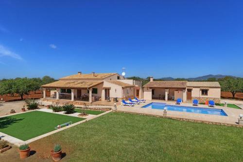 Cala Mondrago Villa Sleeps 6 Pool Air Con Wifi