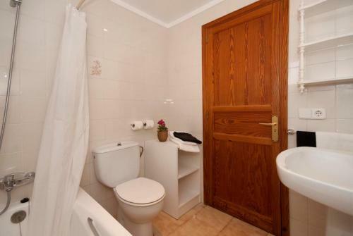 Cala San Vicente Villa Sleeps 4 Pool T184178