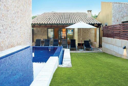 Cala San Vicente Villa Sleeps 10 Air Con Wifi