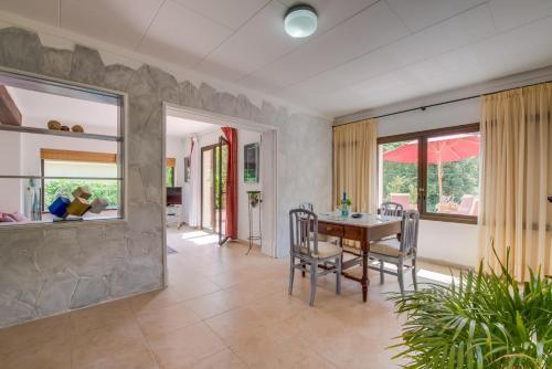 Cala San Vicente Villa Sleeps 6 Wifi