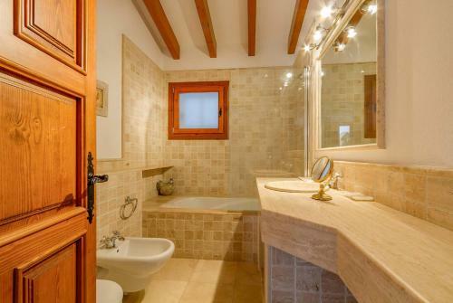 Sant Vicent De Sa Cala Villa Sleeps 6 Pool Air Con