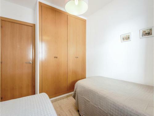 Three-bedroom Holiday Home In Calafell