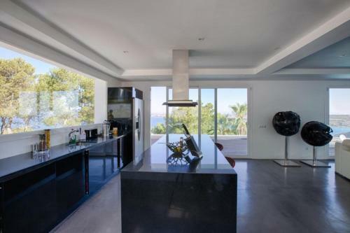 Cala Vadella Villa Sleeps 8 Pool Air Con Wifi