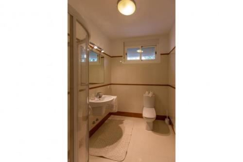 Cala Tarida Villa Sleeps 4 Pool Air Con T251912