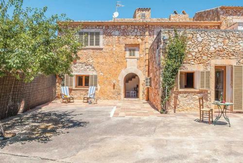 S'alqueria Blanca Villa Sleeps 12 Wifi