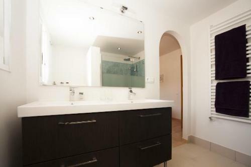 Altea Villa Sleeps 8 Pool Wifi