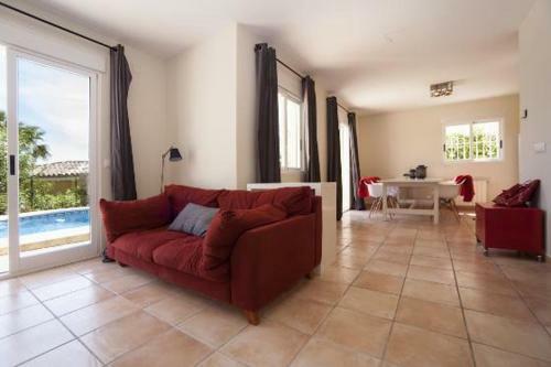 Altea Villa Sleeps 8 Pool Wifi