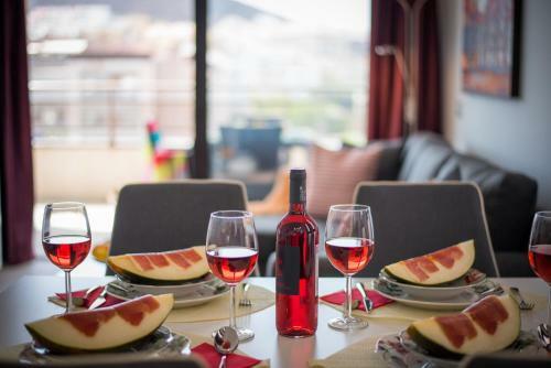 Modern 2 Bedroomed Apartment Los Cristianos Center