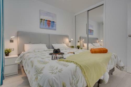 Modern 2 Bedroomed Apartment Los Cristianos Center