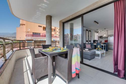 Modern 2 Bedroomed Apartment Los Cristianos Center