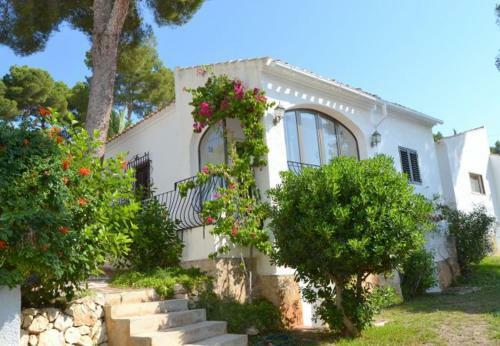 Xabia Chalet Sleeps 4