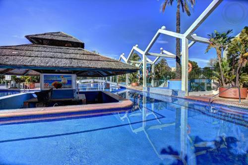 Luxury Frontal Sea 1 Bedroom Apartment Stylish