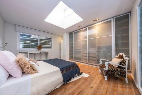Villa White Pearl Binibeca - Lujo Moderno En Binibeca Para 9 Pax